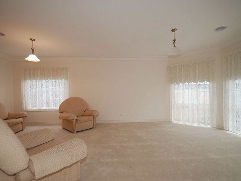 2/69 Dobson Street, Ferntree Gully VIC 3156