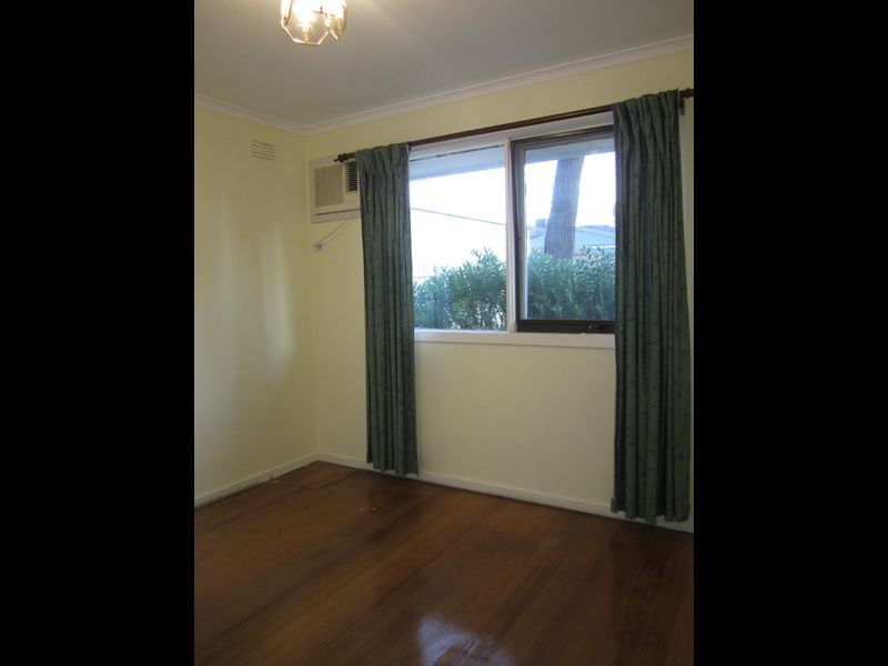 82 Coleman Road, Wantirna South VIC 3152