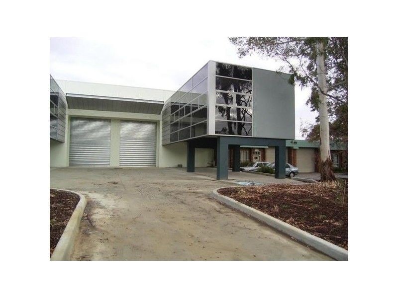 2/5 Michellan Court, Bayswater VIC 3153