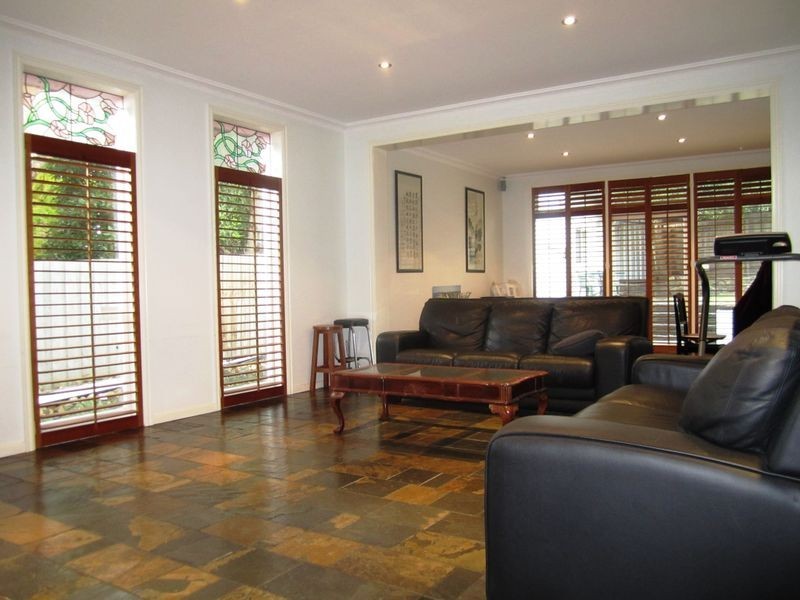 18 Ajax Drive, Wheelers Hill VIC 3150