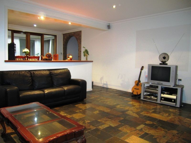 18 Ajax Drive, Wheelers Hill VIC 3150