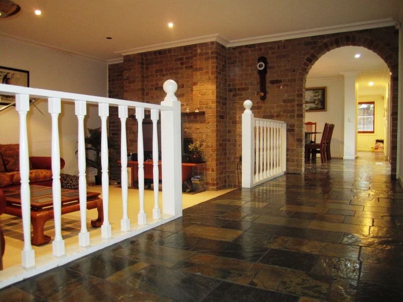 18 Ajax Drive, Wheelers Hill VIC 3150