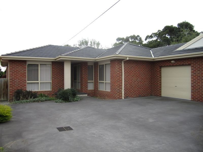 2/3 Koonawarra Street, Clayton VIC 3168