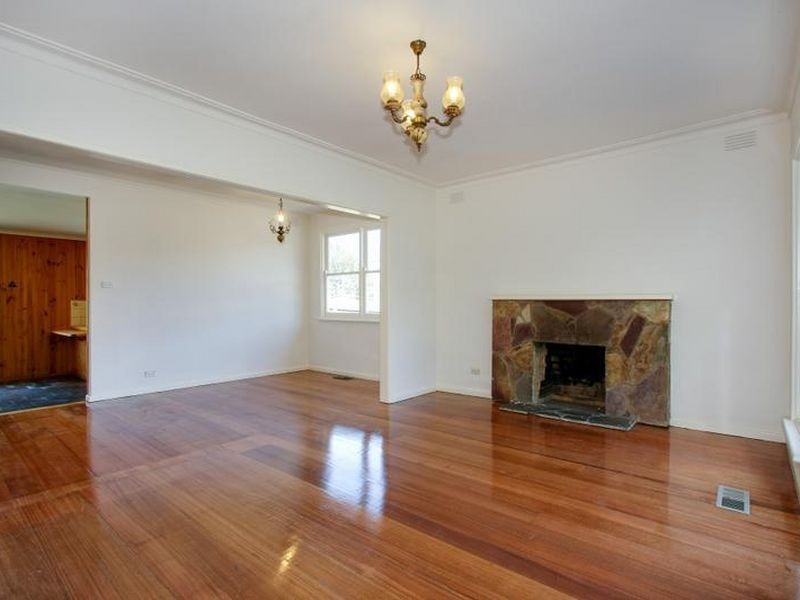 179 Mahoneys Road, Forest Hill VIC 3131