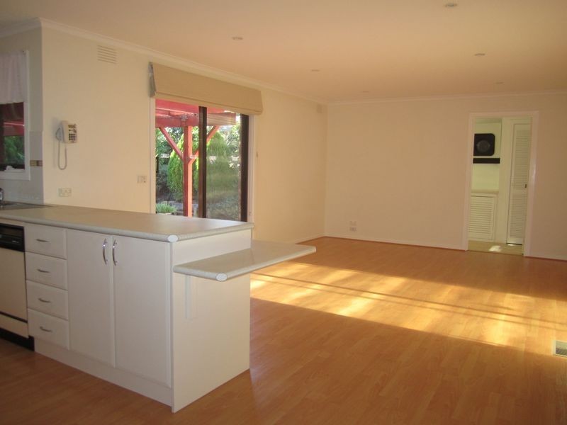 66 Lakeside Boulevard, Rowville VIC 3178