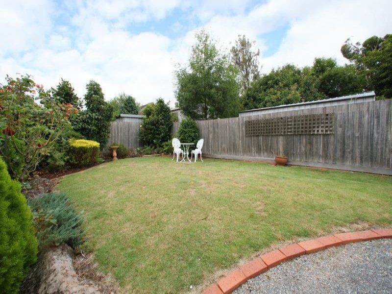 66 Lakeside Boulevard, Rowville VIC 3178