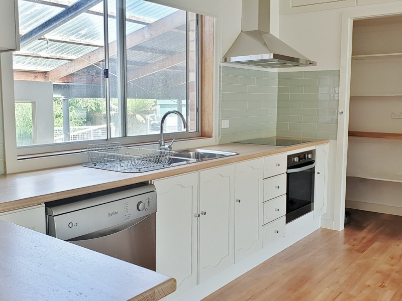 15 Woods Street, Colac VIC 3250
