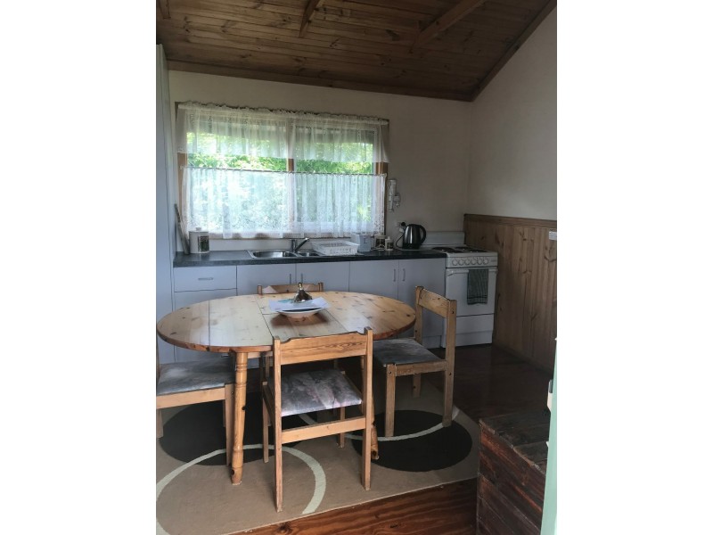 17 Gardner Street, Beech Forest VIC 3237