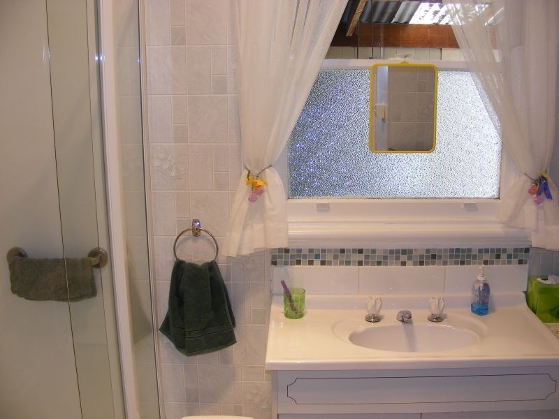 43 Sinclair Street, Colac VIC 3250