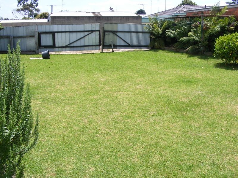 43 Sinclair Street, Colac VIC 3250