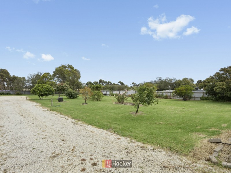 33 New Station Street, Cressy VIC 3322