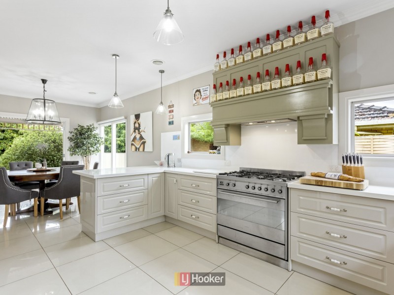 8 Woods Street, Colac VIC 3250