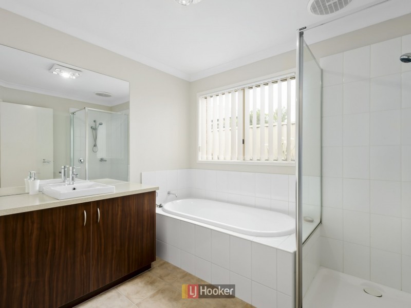 8 Deloraine Court, Elliminyt VIC 3250