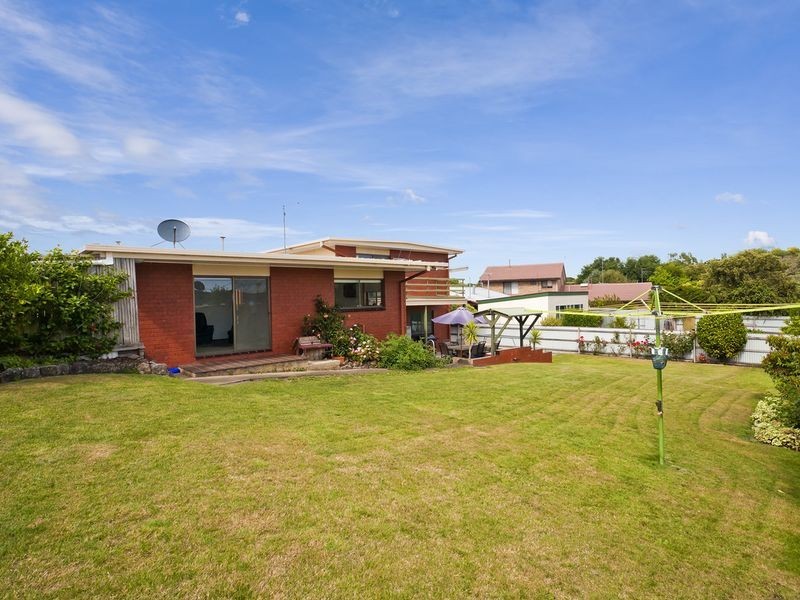 7 Toorak Crescent, Colac VIC 3250