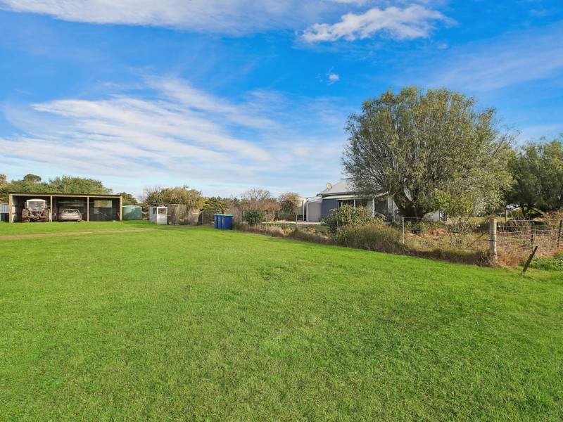 310 Harlocks Road, Pomborneit North VIC 3260