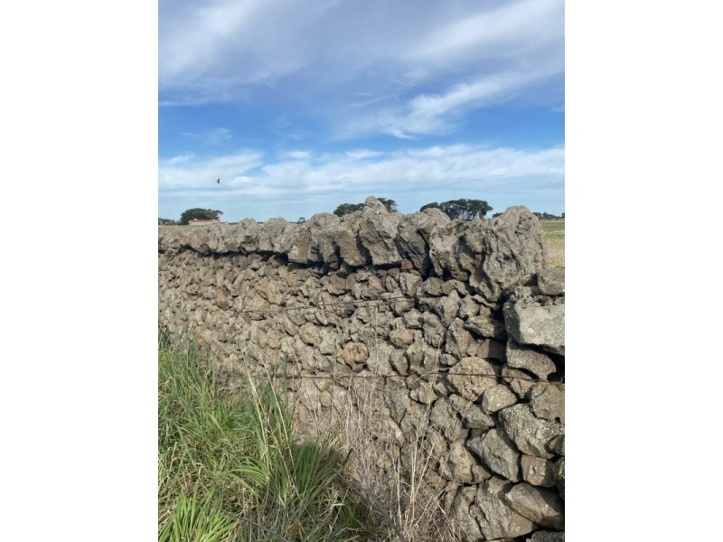 310 Harlocks Road, Pomborneit North VIC 3260