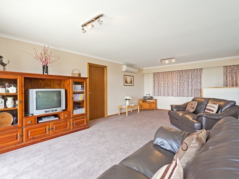 40 Everett Crescent, Barongarook VIC 3249