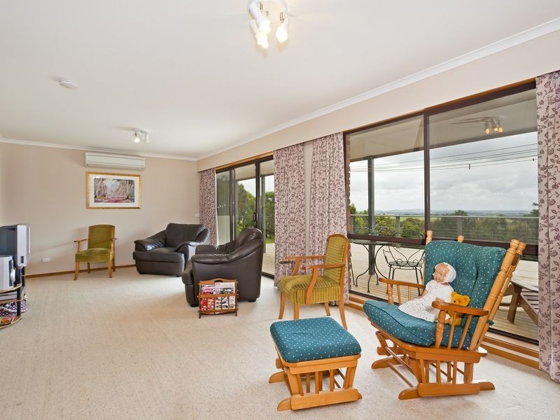 40 Everett Crescent, Barongarook VIC 3249