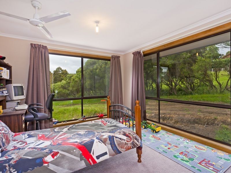 40 Everett Crescent, Barongarook VIC 3249