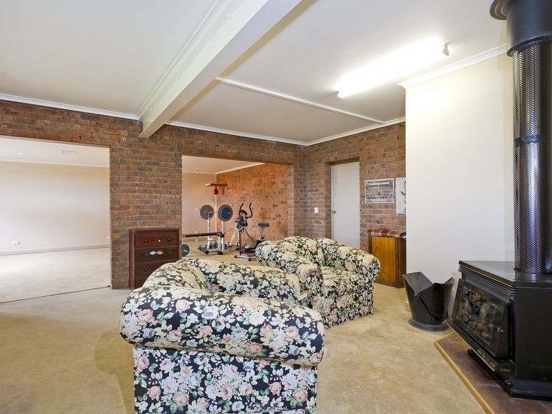 40 Everett Crescent, Barongarook VIC 3249