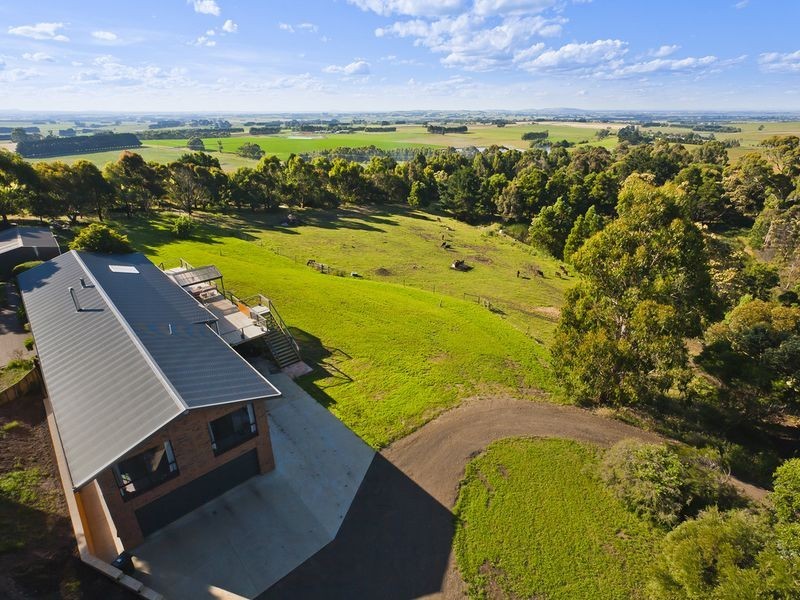 40 Everett Crescent, Barongarook VIC 3249