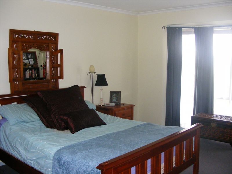 15 Neale Street, Elliminyt VIC 3250