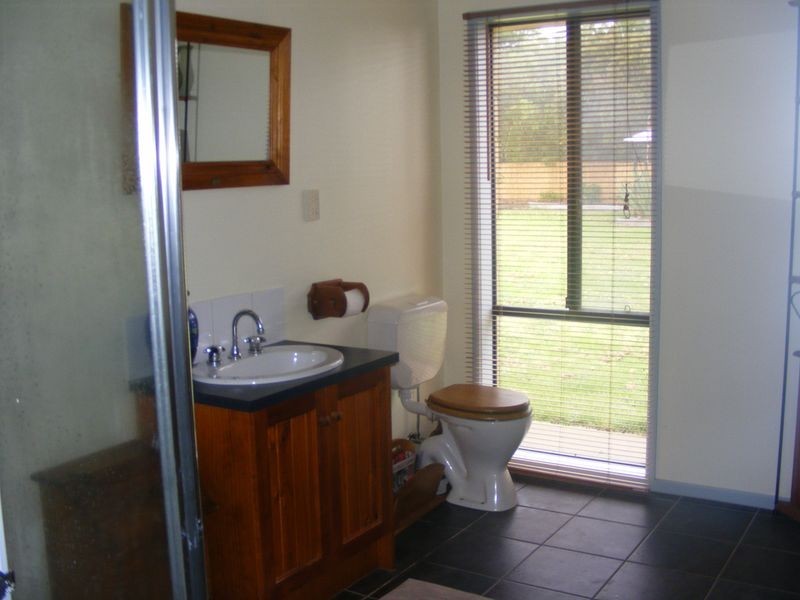 15 Neale Street, Elliminyt VIC 3250