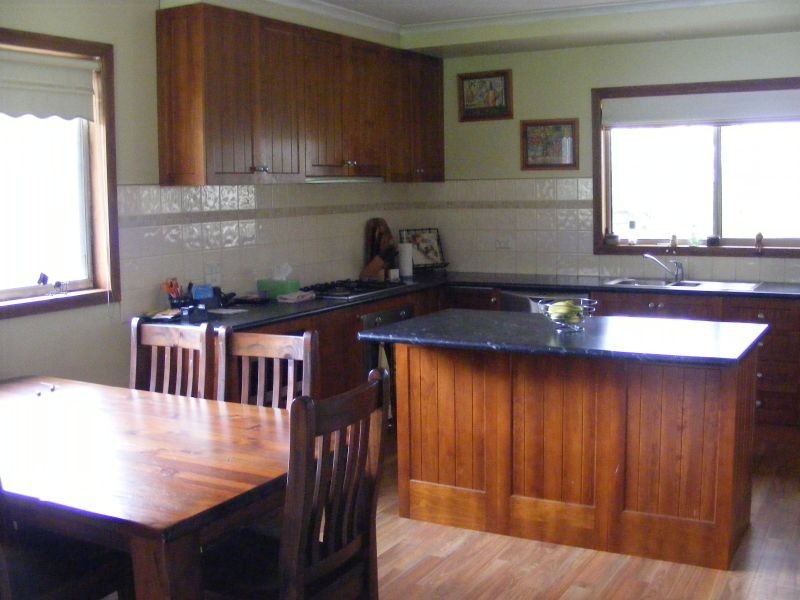 889 Princetown Road, Simpson VIC 3266