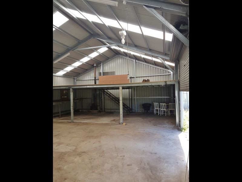 - Hart Street, Colac VIC 3250