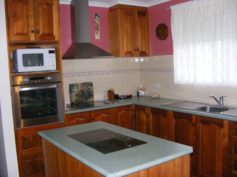 6 Little Wood Street, Colac VIC 3250