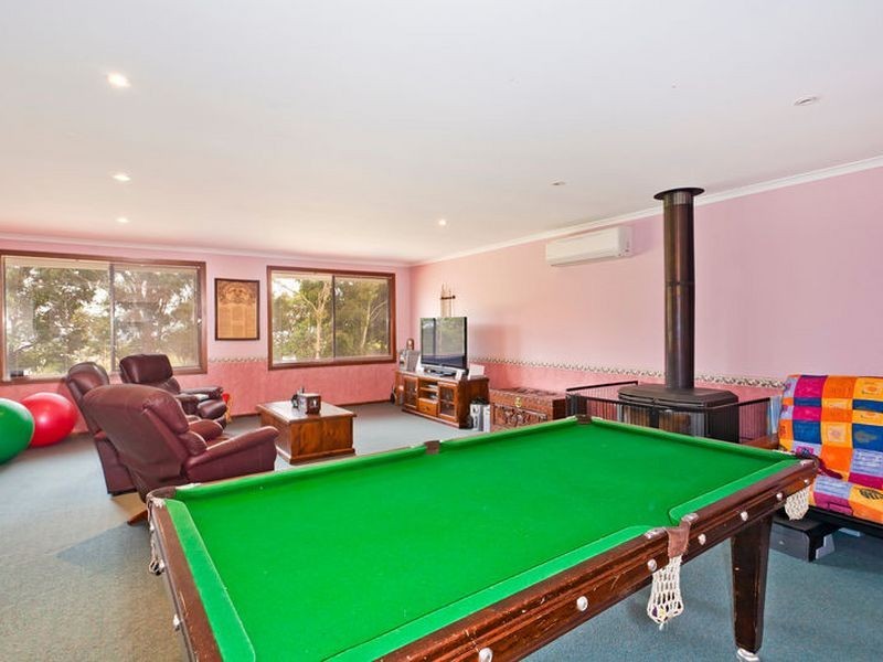 25 Everett Crescent, Barongarook VIC 3249