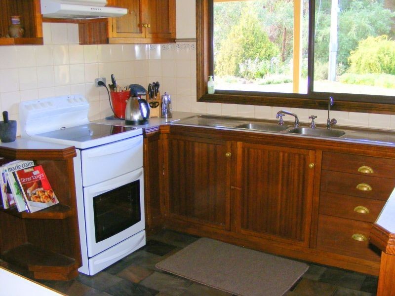 15 Porcupine Lane, Forrest VIC 3236