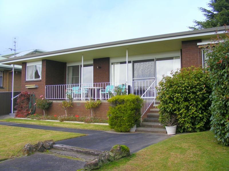 61 Tulloh Street, Elliminyt VIC 3250