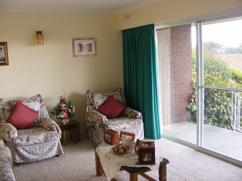 61 Tulloh Street, Elliminyt VIC 3250