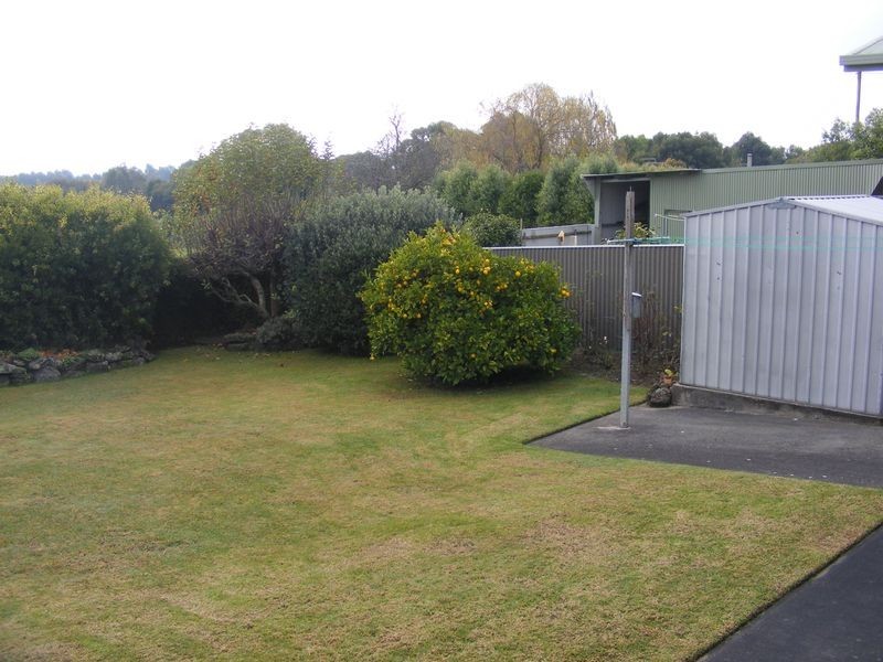 61 Tulloh Street, Elliminyt VIC 3250