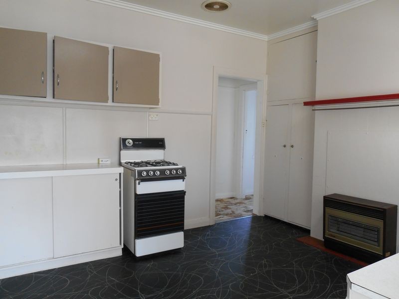 63 Sinclair Street, Colac VIC 3250