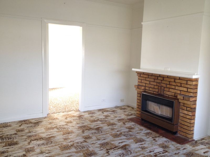 63 Sinclair Street, Colac VIC 3250