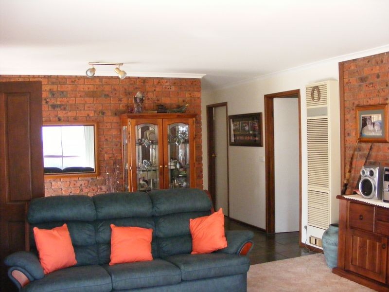 79 Bruce Street, Colac VIC 3250