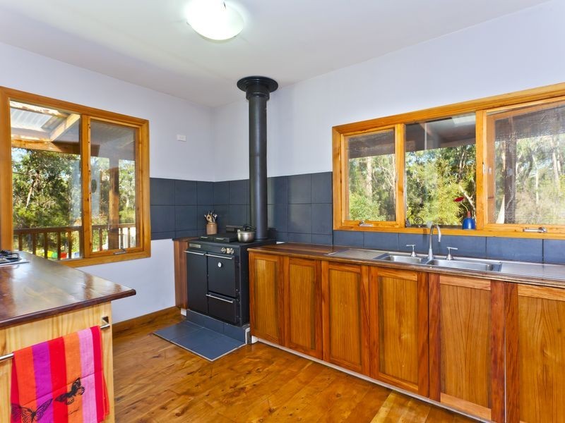 85 McCalls Road, Yeodene VIC 3249