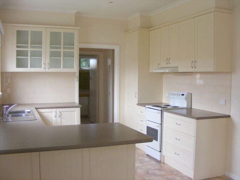 14 Quamby Avenue, Colac VIC 3250