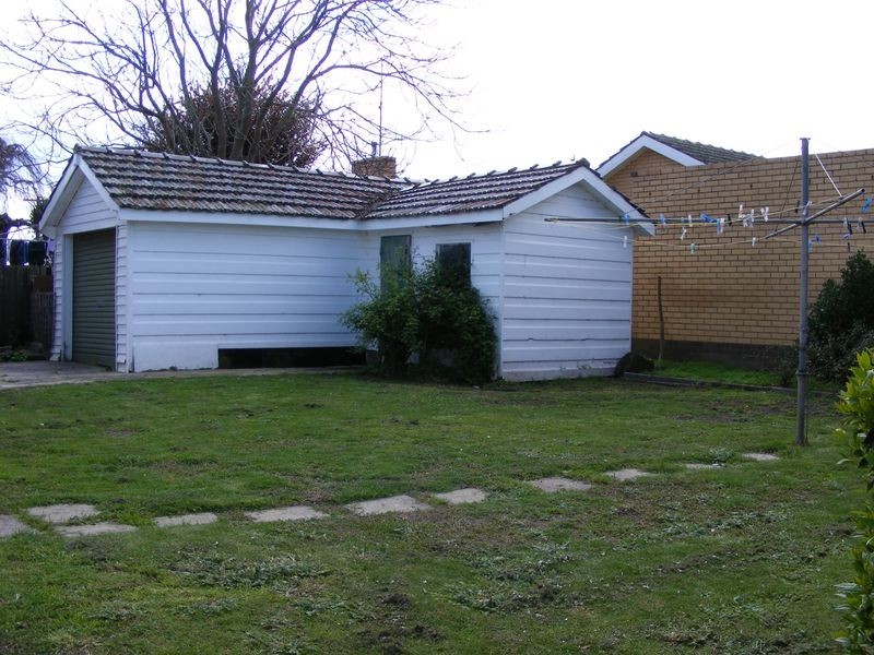 14 Quamby Avenue, Colac VIC 3250