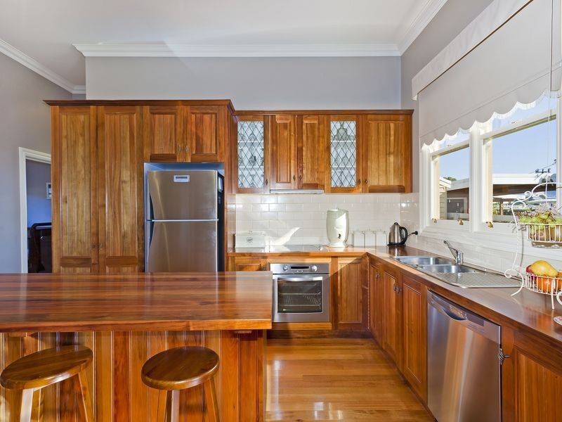 21 Armstrong Street, Colac VIC 3250