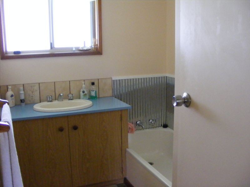 48 Irrewillipe Road, Elliminyt VIC 3250