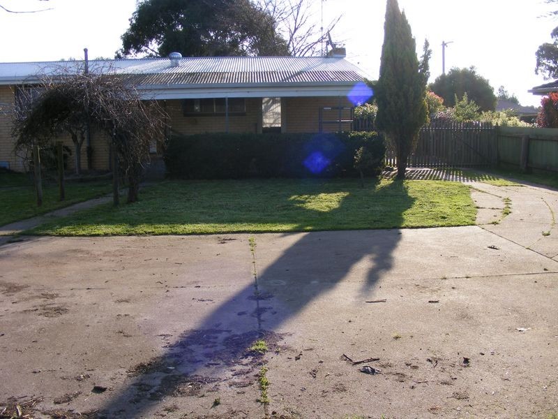 24 Ross Street, Colac VIC 3250