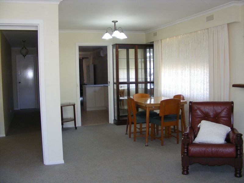 11 John Crescent, Colac VIC 3250