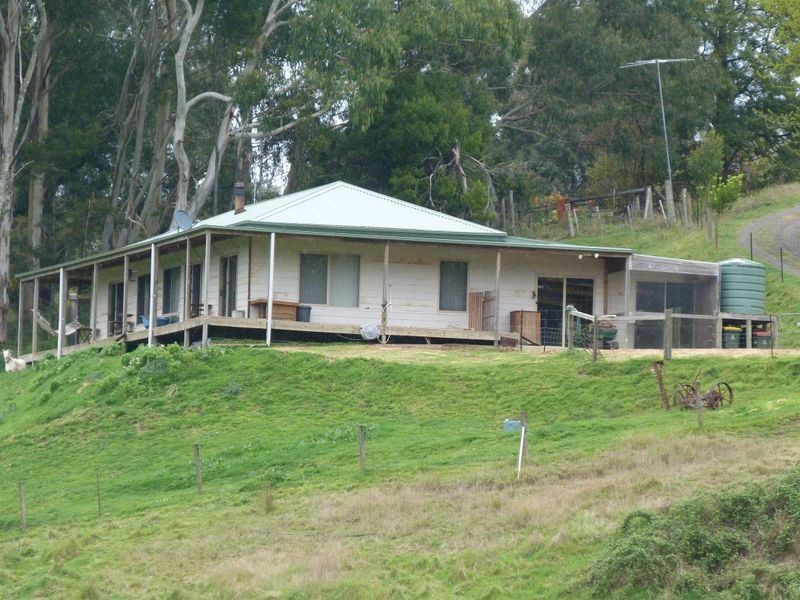 980 Colac Lavers Hill Road, Barongarook VIC 3249