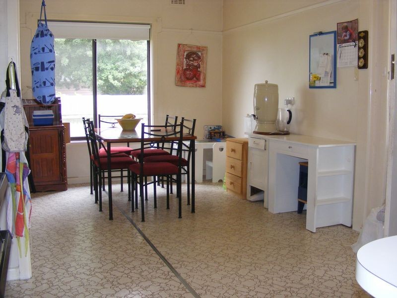 87 Wallace Street, Colac VIC 3250