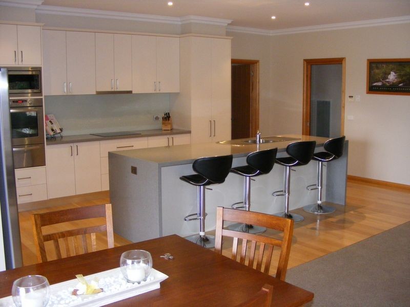 16 Garden Close, Elliminyt VIC 3250