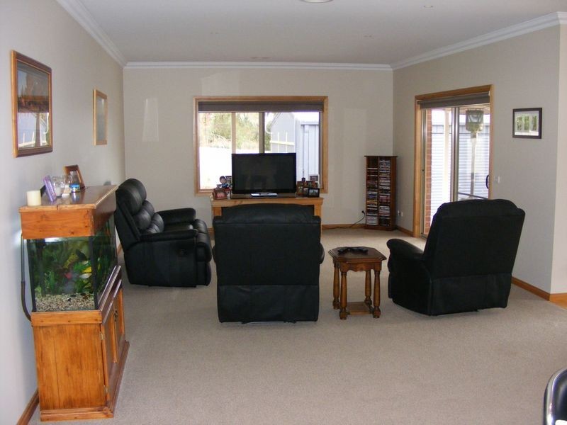 16 Garden Close, Elliminyt VIC 3250