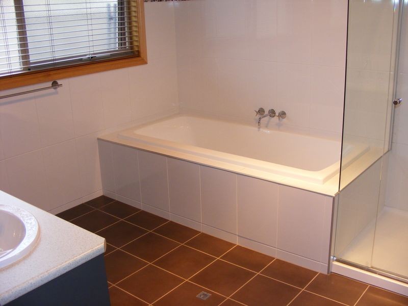 16 Garden Close, Elliminyt VIC 3250